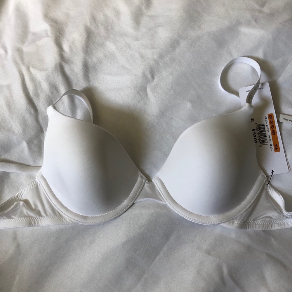 Calvin Klein 32A White T-Shirt Bra NWT